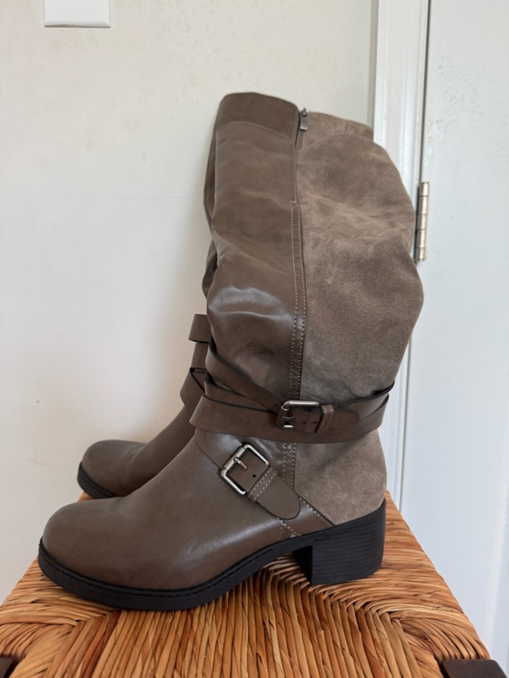 Women's limelight olive Mid-Calf Buckle Boots size 11